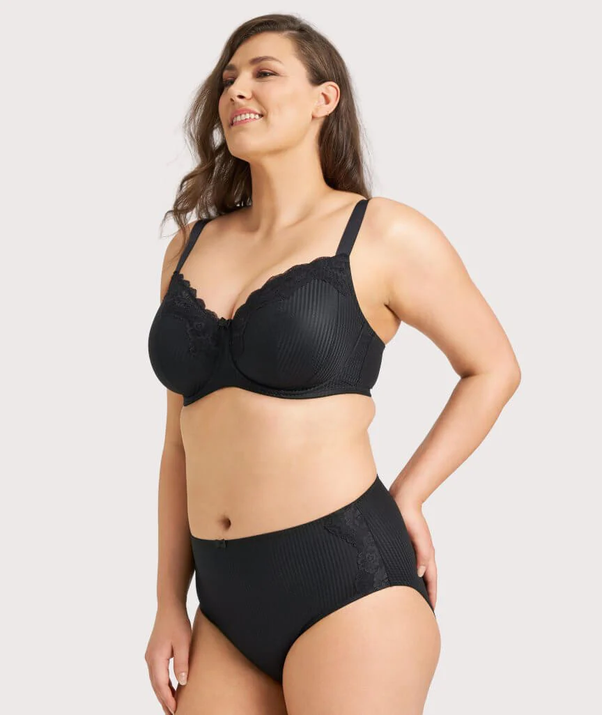 Ava & Audrey Jacqueline Smoothing Full Brief with Lace - Black - Image 10