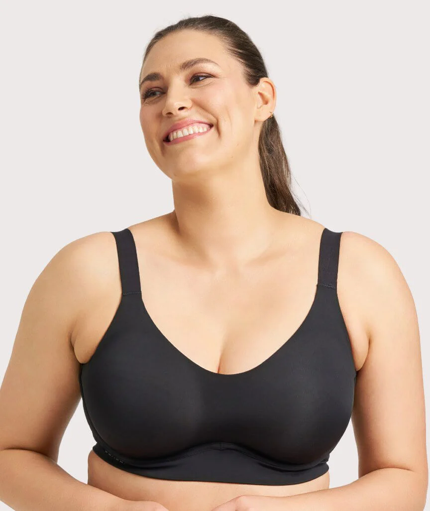 Berlei Smooth Power Underwire Sports Bra - Black - Image 5