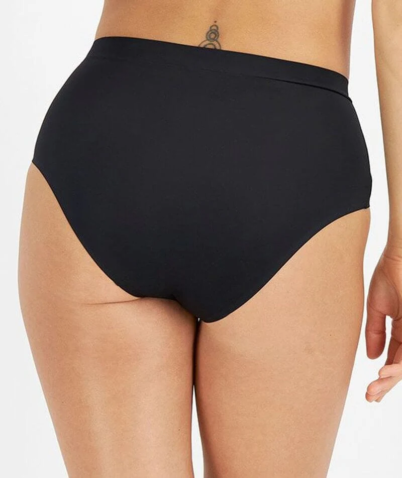 Berlei UnderState Full Brief - Black - Image 2