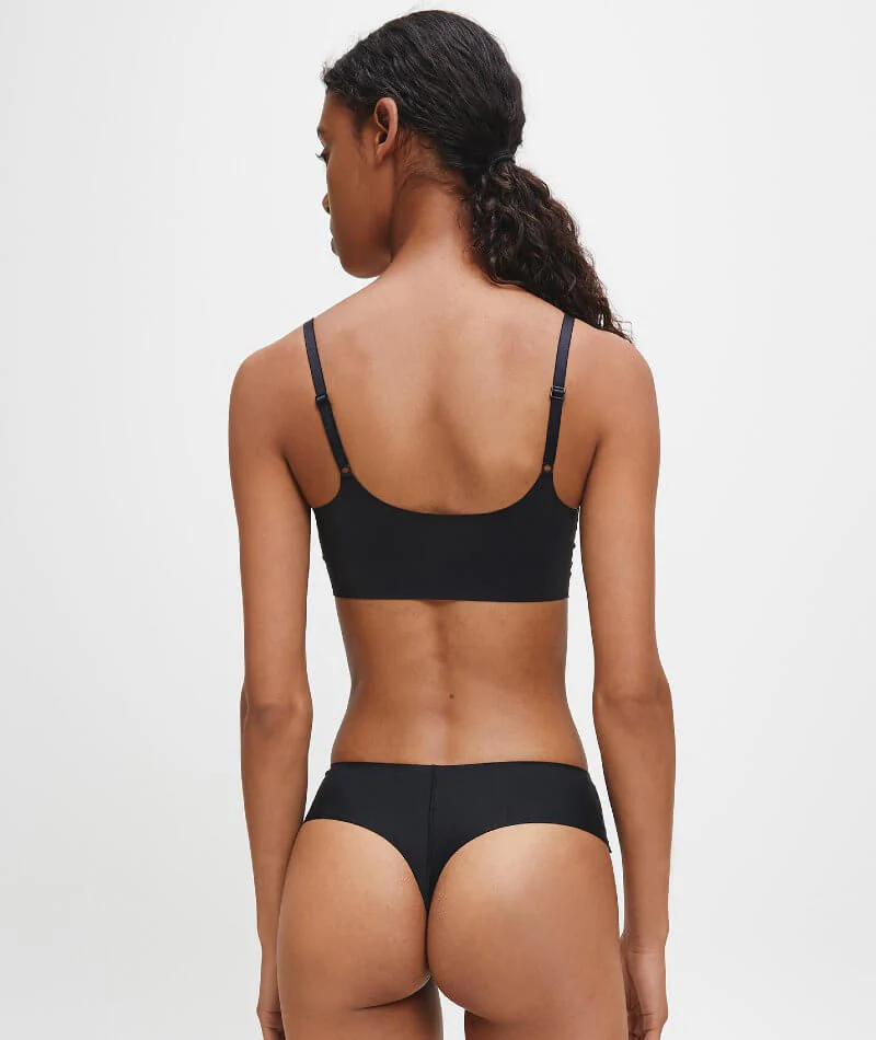 Calvin Klein Invisibles Comfort Lightly Lined Retro Bralette - Black - Image 6