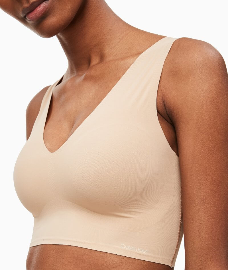 Calvin Klein Invisibles Comfort Lightly Lined V-Neck Bralette - Bare - Image 3