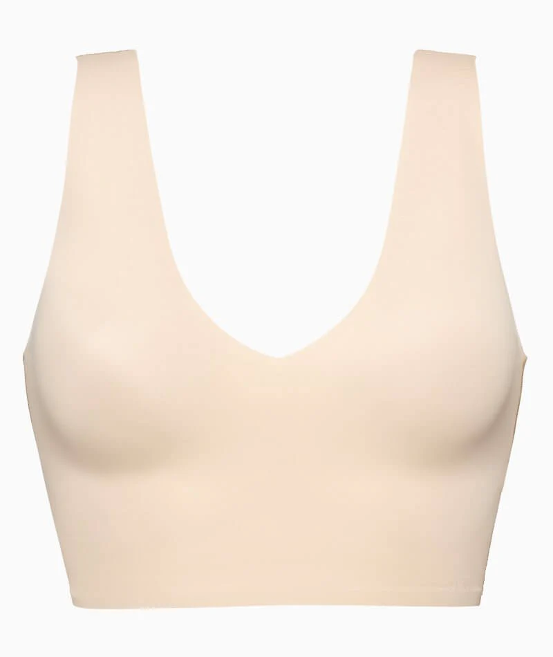 Calvin Klein Invisibles Comfort Lightly Lined V-Neck Bralette - Bare - Image 8