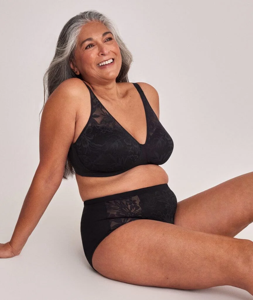 Playtex Ultralight Lace Wire-free Bra - Black - Image 6