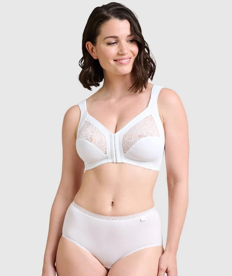 Sans Complexe Clara Front Closure Wire-free Lace Bra - White - Image 7