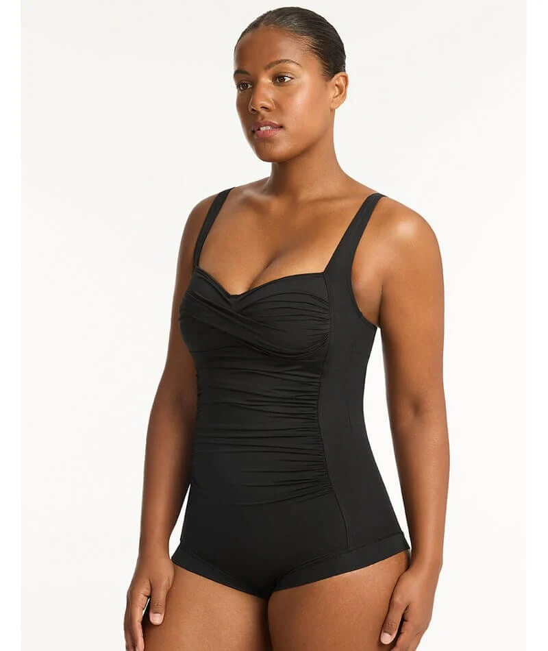 Sea Level Eco Essentials Twist Front A-DD Cup Boyleg One Piece Swimsuit - Black - Image 3