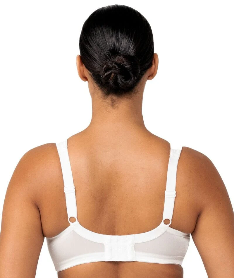 Triumph Endless Comfort Soft Cup Wire-free Bra - White - Image 2
