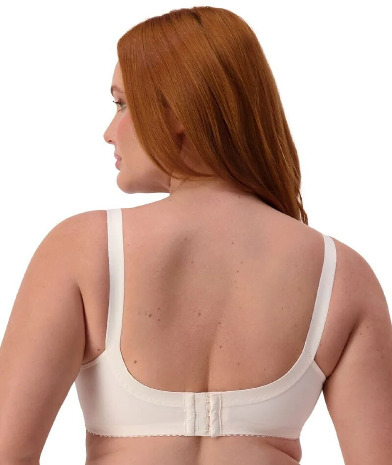Triumph Kiss of Cotton Wire-free Bra - Fresh Powder - Image 3