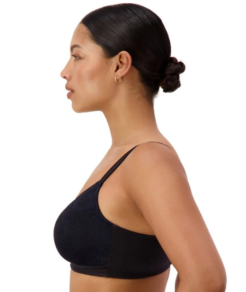 Triumph Lacy Minimiser Wire-free Bra - Black - Image 4