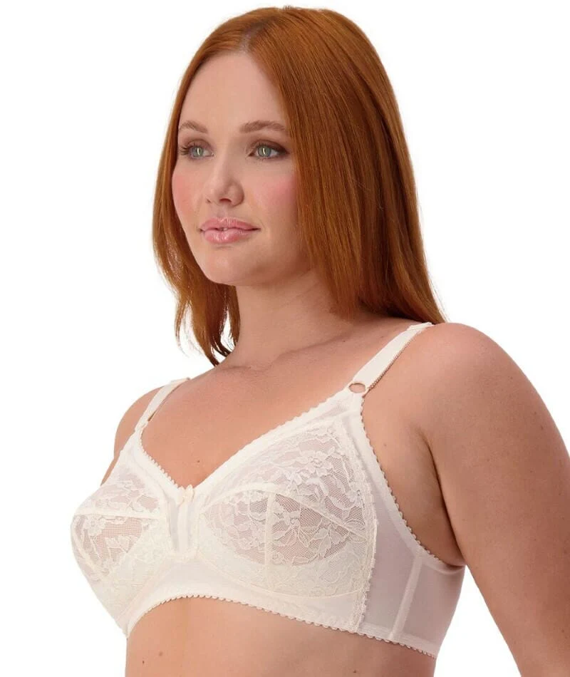 Triumph Poesie Firm Support Wire-free Bra - Fresh Powder - Image 6