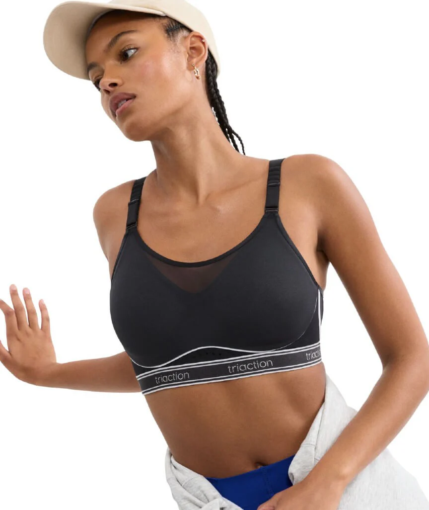 Triumph Triaction Cardio Air Wire-free Sports Bra - Black - Image 4