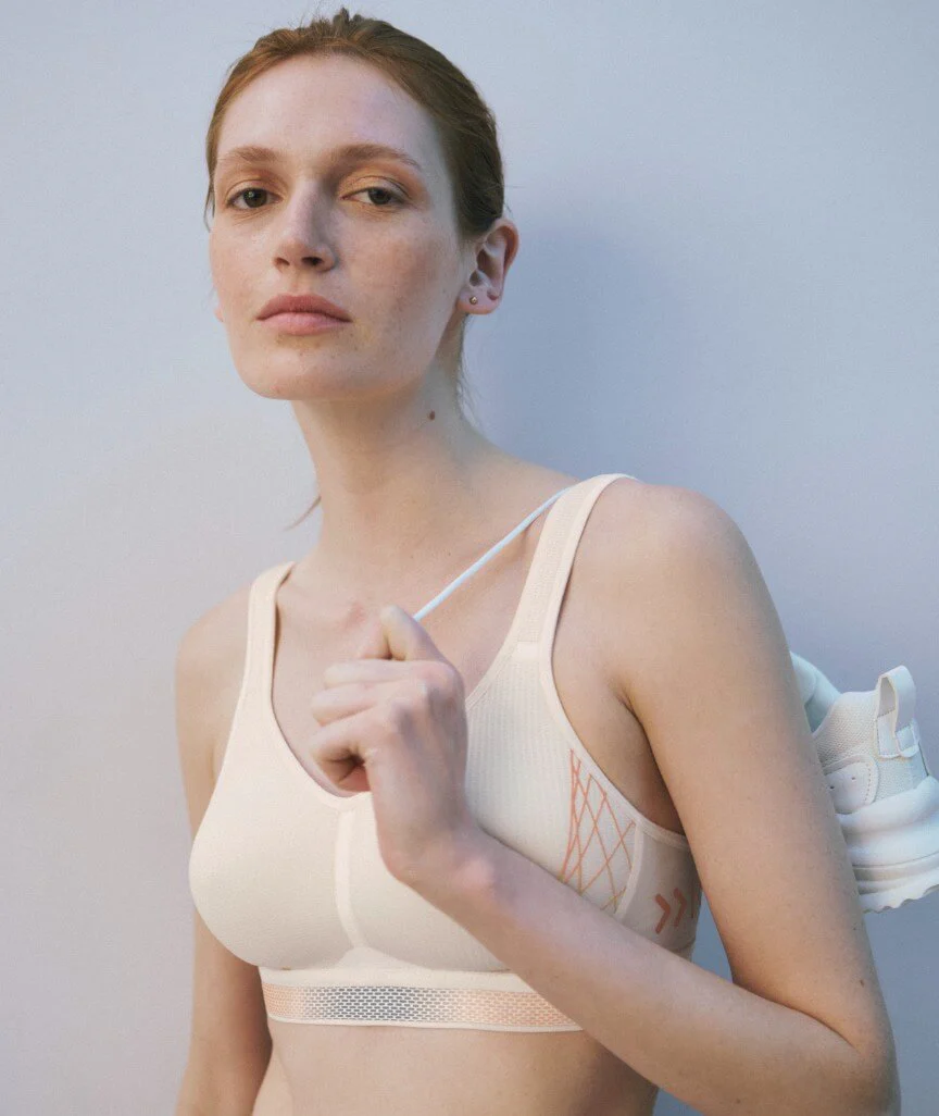 Triumph Triaction Cardio Flow Wire-free Sports Bra - Fresh Powder - Image 4