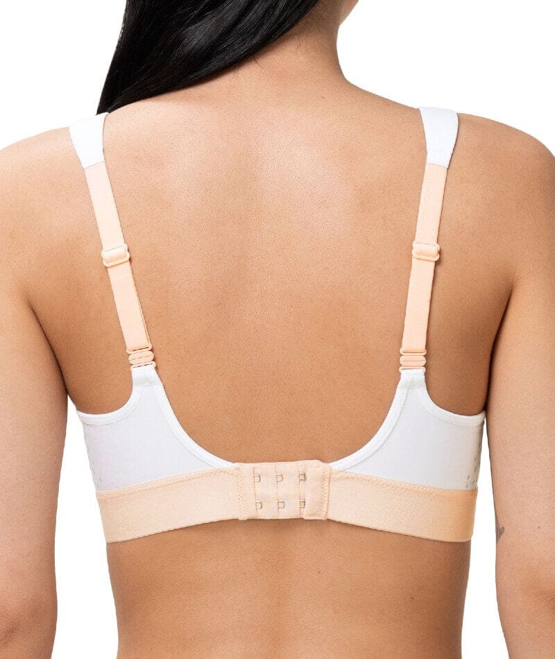 Triumph Triaction Extreme Lite Wire-free Sports Bra - White - Image 3
