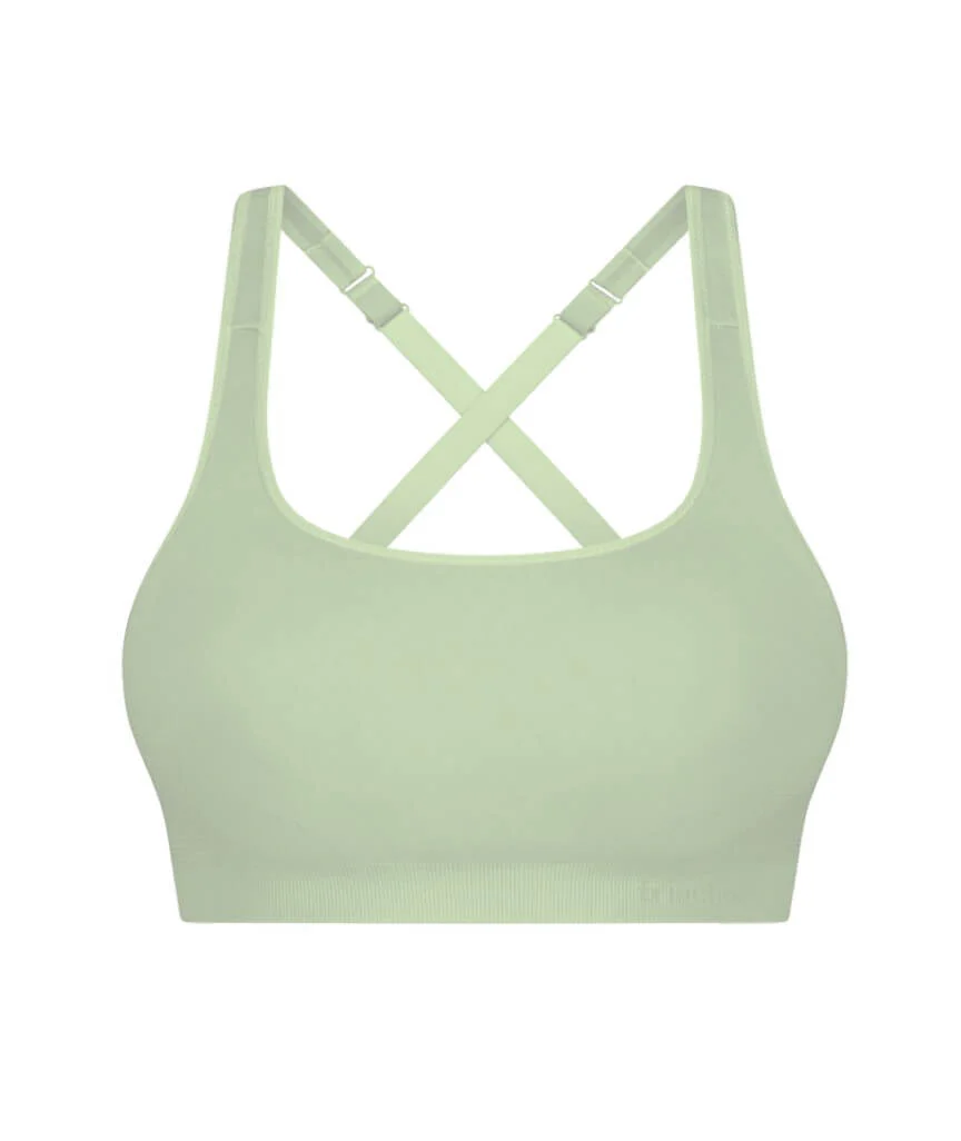 Triumph Triaction Ultra Seamfree Sports Bra - Peppermint - Image 5