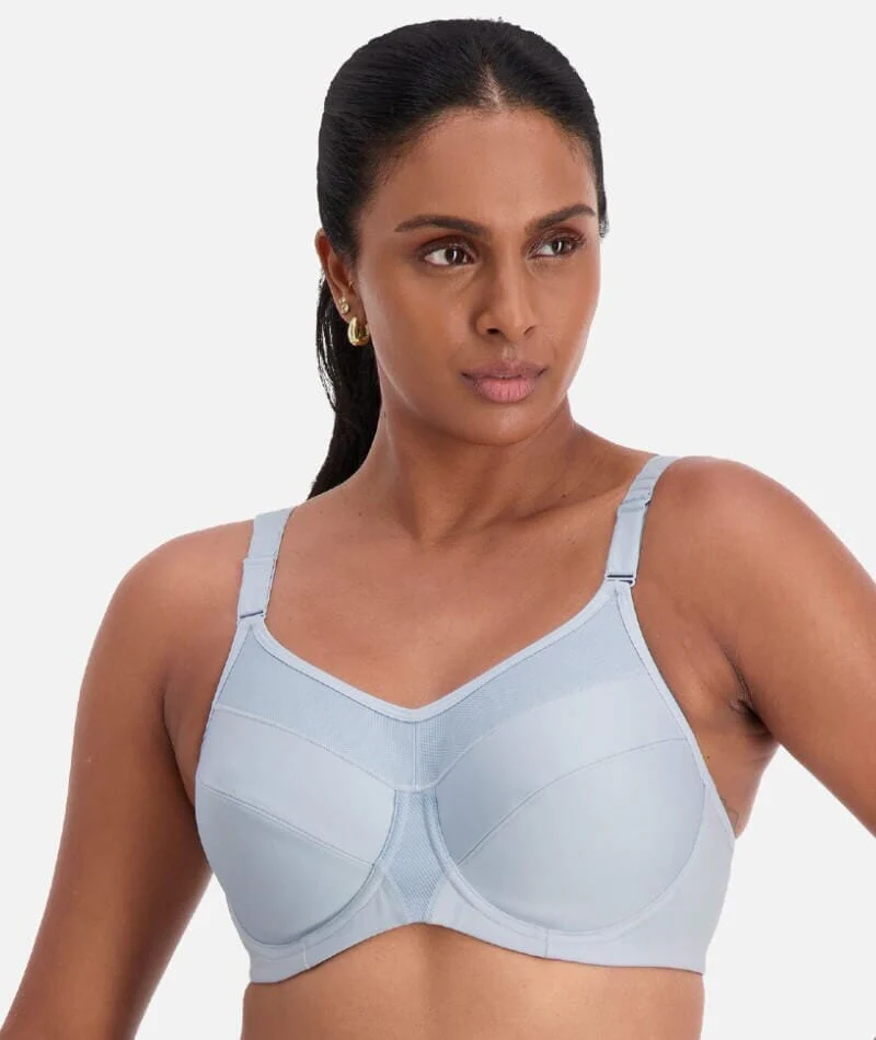 Triumph Triaction Ultra Underwired Sports Bra - Powder Blue